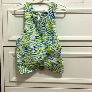 Green and white tank